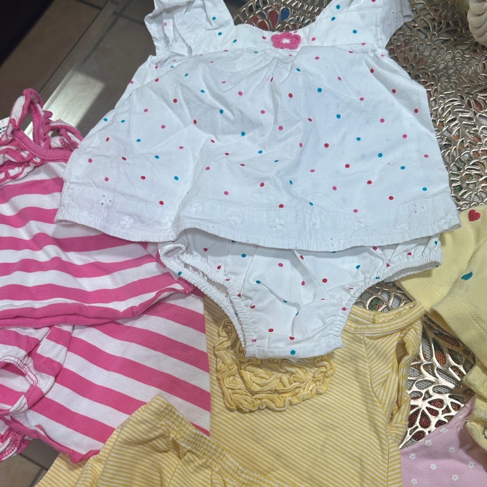 Baby girl Summer Sets and Rompers  Dot Baby Outfit with Pink and Yellow Tops